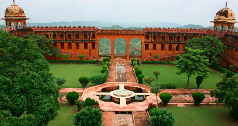 Jaigarh Fort Jaipur, Rajasthan (quota di iscrizione, orari e storia)